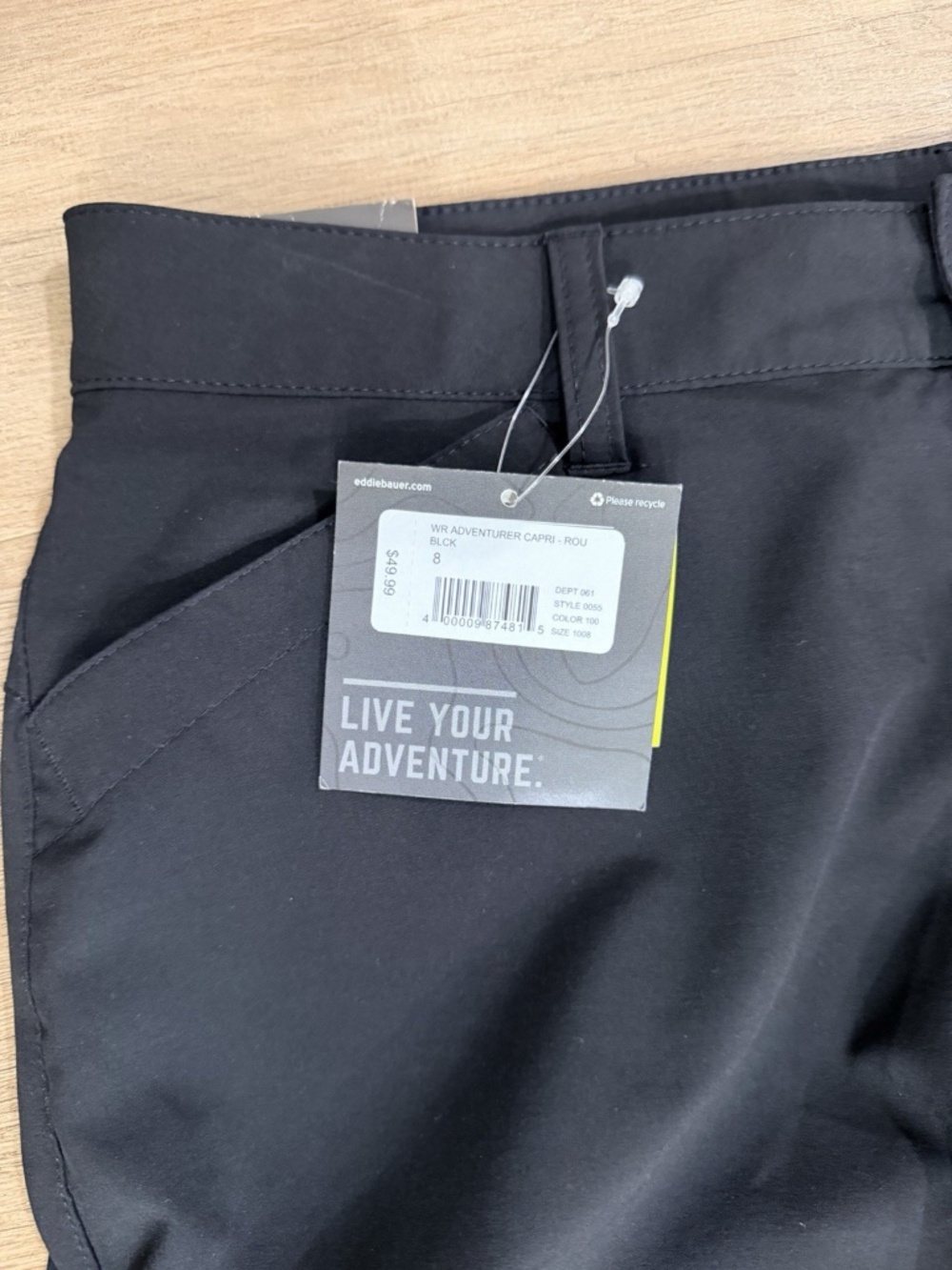 NWT Eddie Bauer Adventurer Pants Womens 8 Black Capri Cargo Stretch - Picture 3 of 4